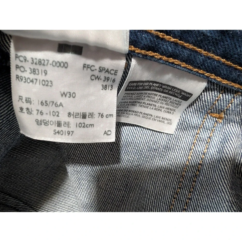 Levis levi orange